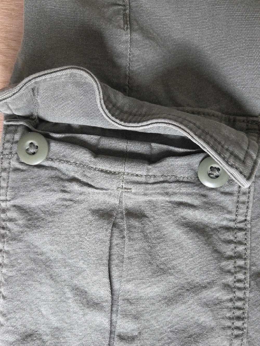 Olive Green American Eagle Size 4 Cargo Joggers - Picture 4 of 6